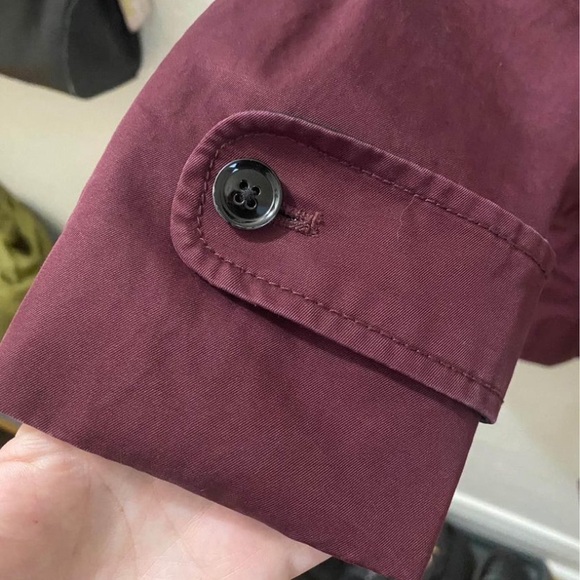 Banana republic burgundy trench coat - Picture 3 of 5